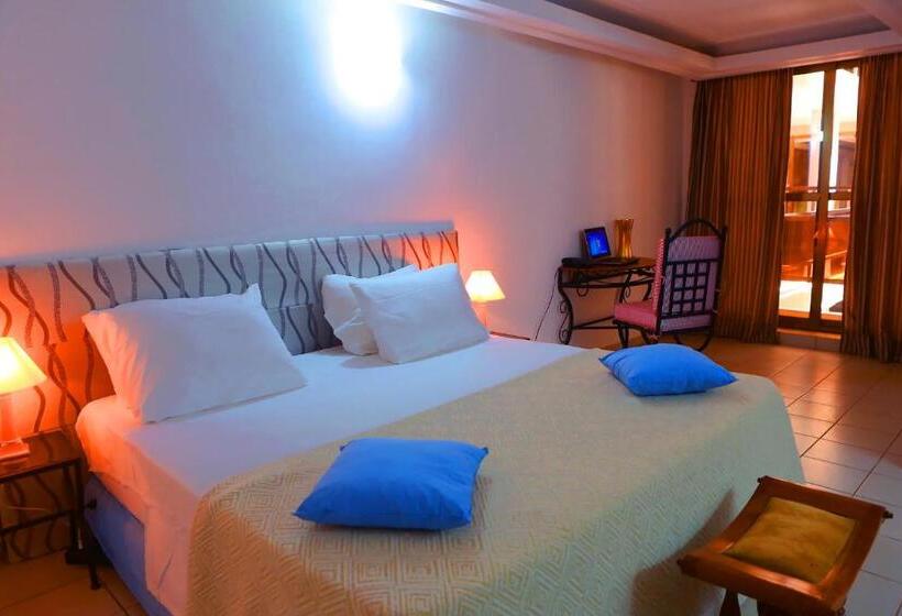 اتاق لوکس, Résidence Théresia