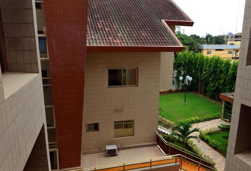 اتاق لوکس, Résidence Théresia