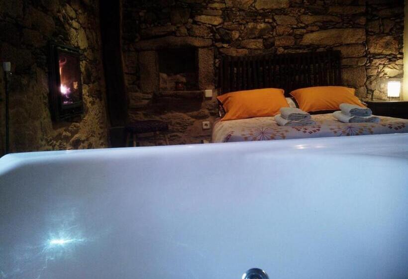 غرفة قياسية مزوَّدة بجاكوزي, Rural Bermellar