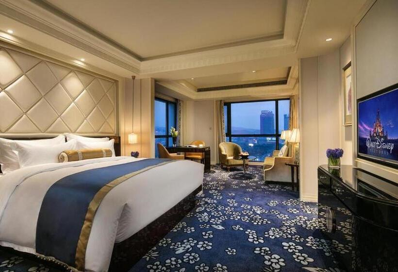 Pokój Premium, The Pury