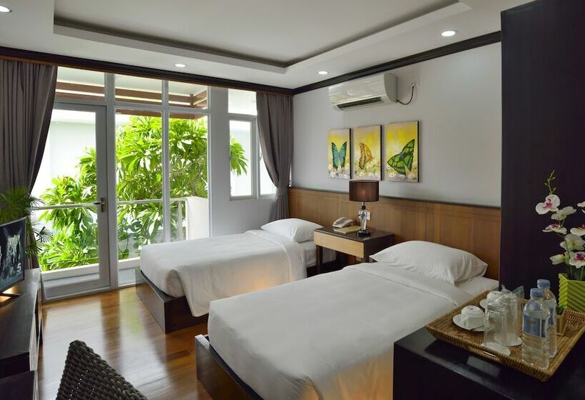 اتاق سوپریور, The Regency