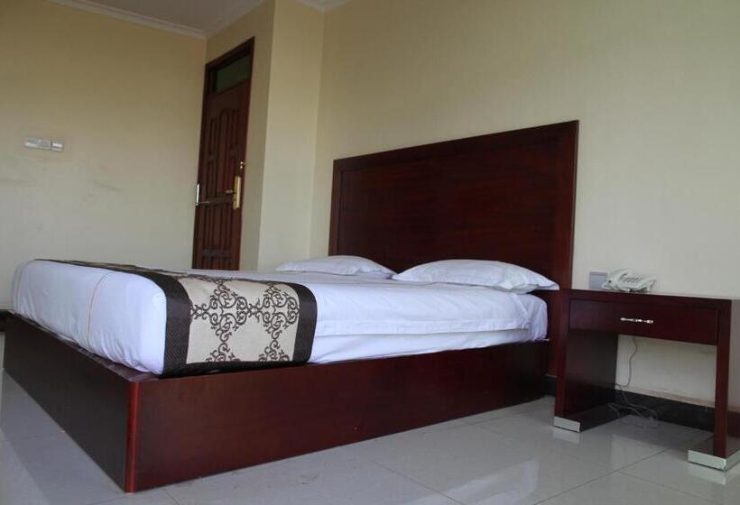 اتاق لوکس یک تخته, Namayiba Park