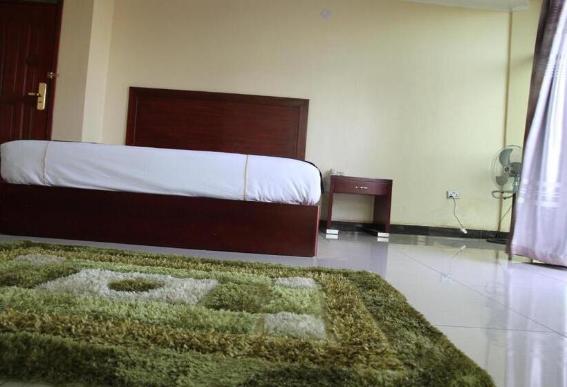 اتاق لوکس, Namayiba Park