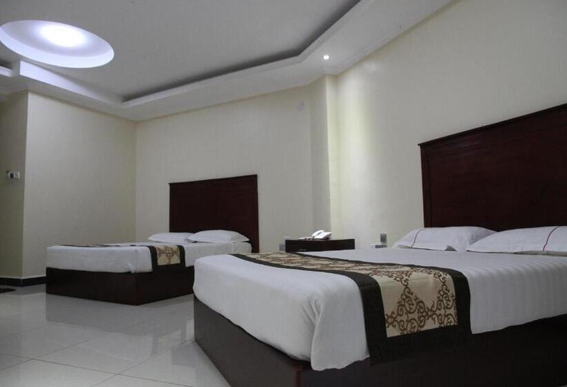 اتاق لوکس, Namayiba Park