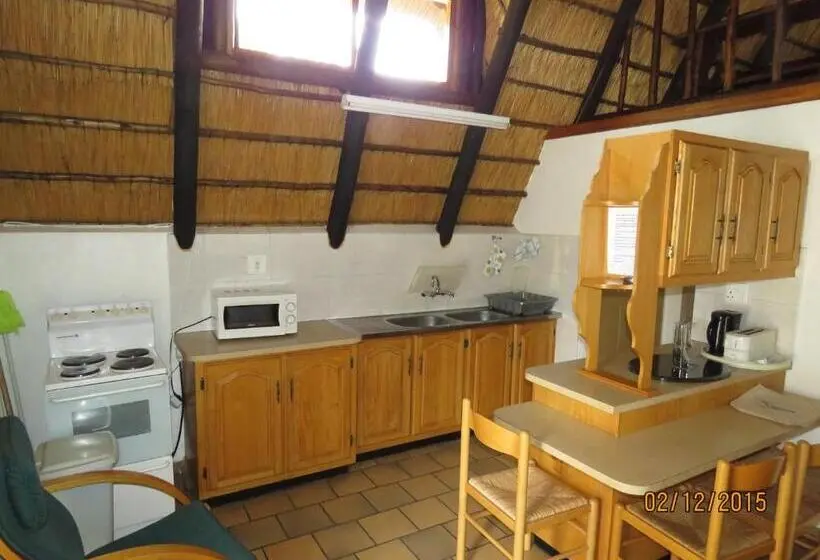 Mökki 1 Makuuhuone, Abba Game Lodge