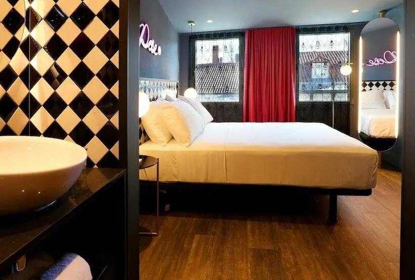 スタンダードルーム, Axel Hotel Madrid Adults Only