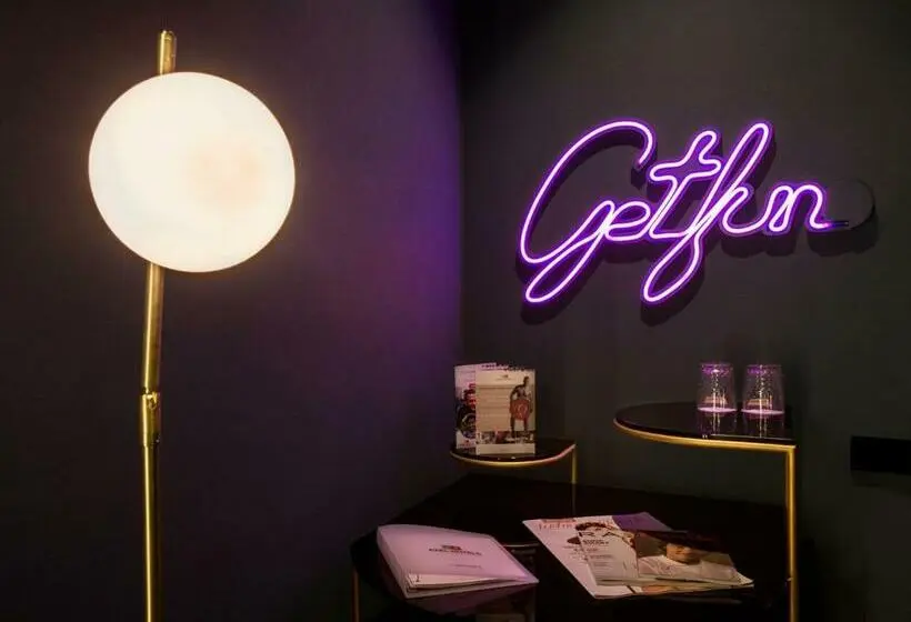 スーペリアールーム, Axel Hotel Madrid Adults Only
