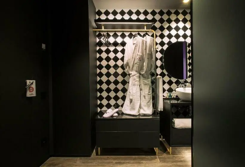 スーペリアールーム, Axel Hotel Madrid Adults Only