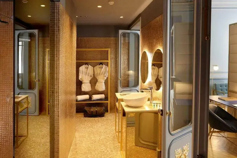 スイート, Axel Hotel Madrid Adults Only