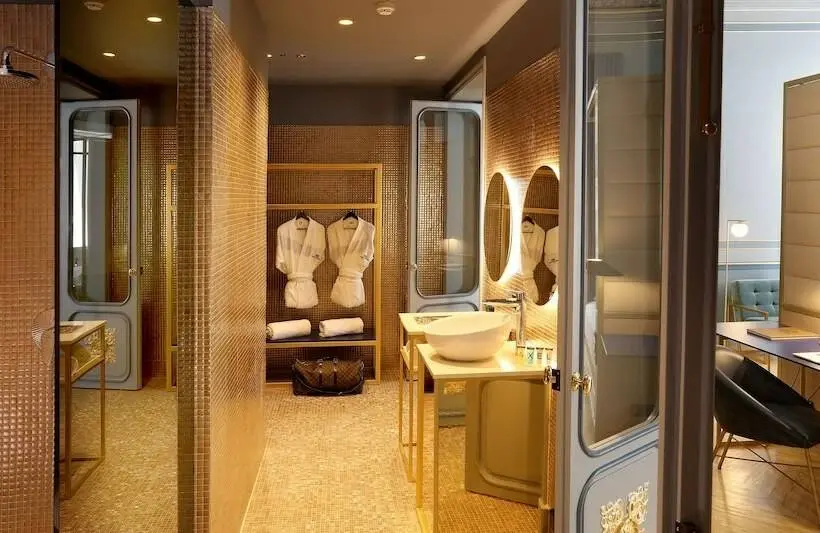 スイート, Axel Hotel Madrid Adults Only