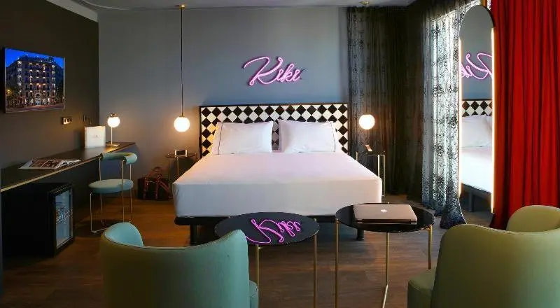 デラックスルーム, Axel Hotel Madrid Adults Only