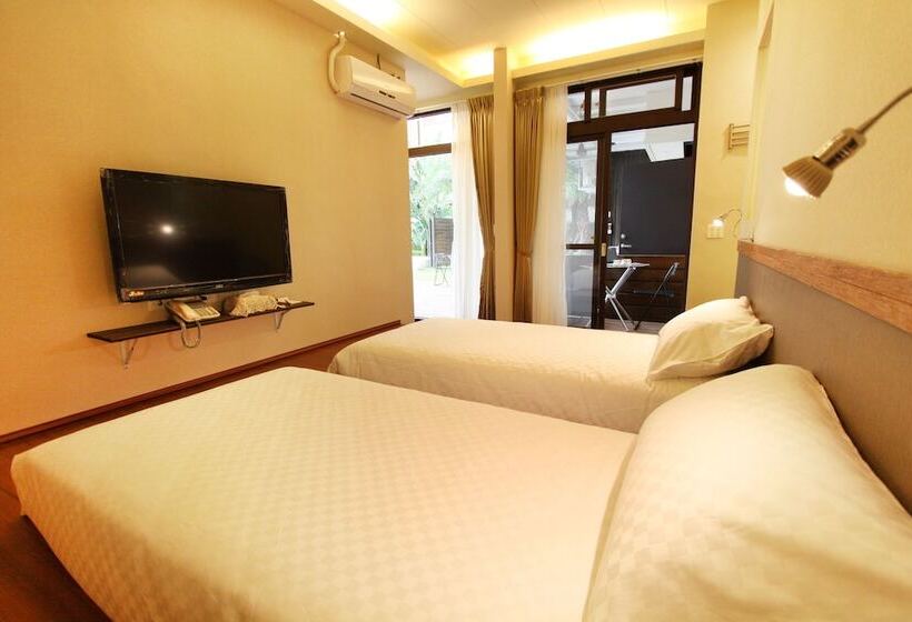 خانه 1 خوابه, Hk77villa