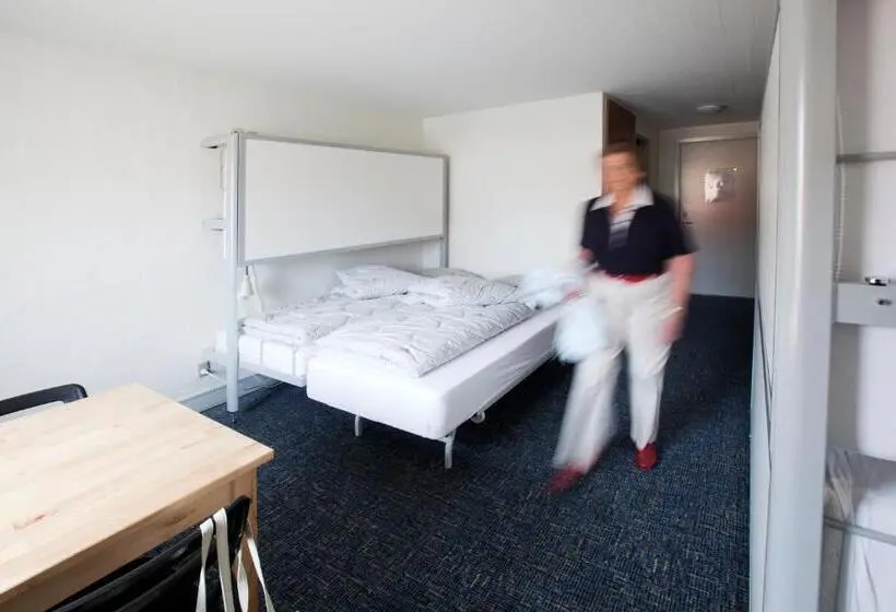 Perhehuone, Danhostel Frederikshavn City