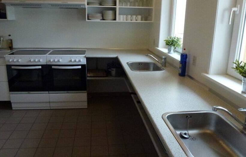 Номер Deluxe, Danhostel Frederikshavn City