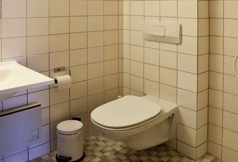 Номер Deluxe, Danhostel Frederikshavn City