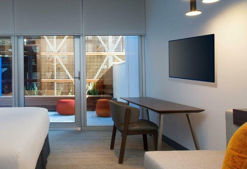 חדר סטנדרט עם מיטת קינג, Aloft Perth