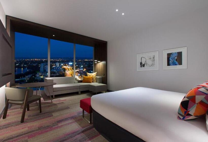 חדר סטנדרט עם מיטת קינג, Aloft Perth
