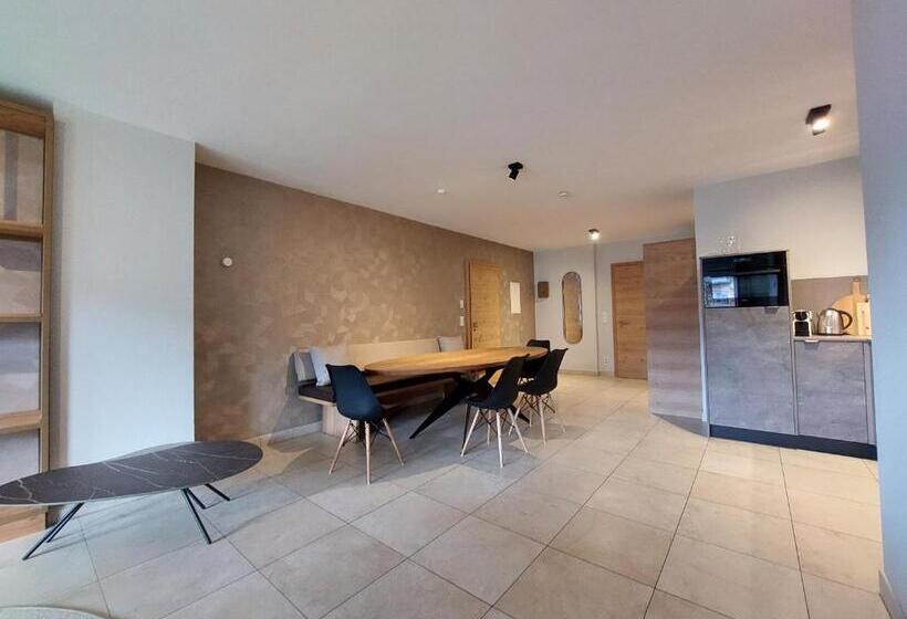 سوئیت با بالکن, Avenida Style Appartements by Alpin Rentals