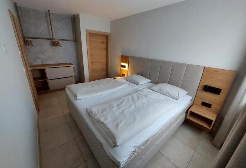 سوئیت با بالکن, Avenida Style Appartements by Alpin Rentals