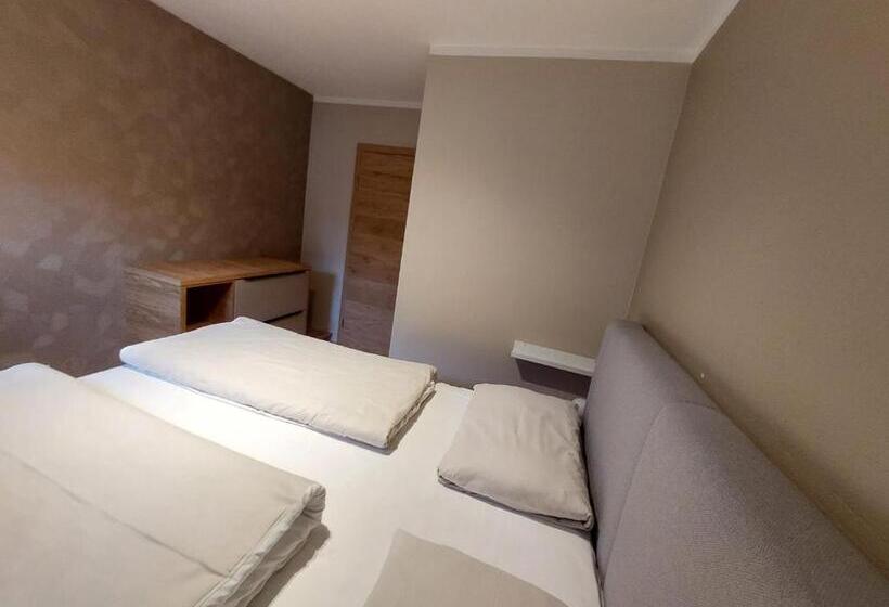 آپارتمان 1 خوابه با بالکن, Avenida Style Appartements by Alpin Rentals