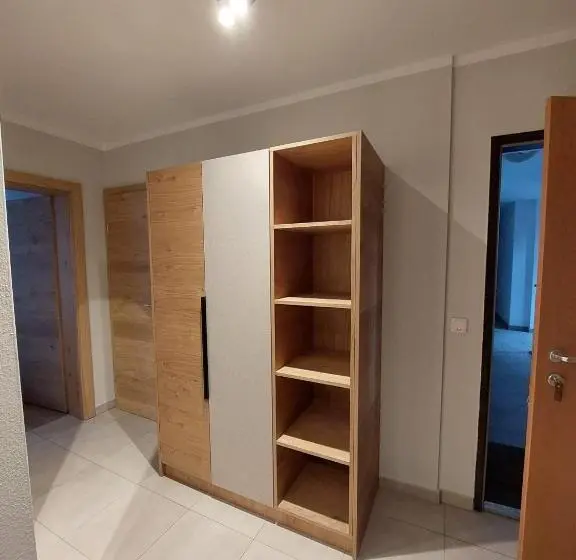 آپارتمان 1 خوابه با بالکن, Avenida Style Appartements by Alpin Rentals