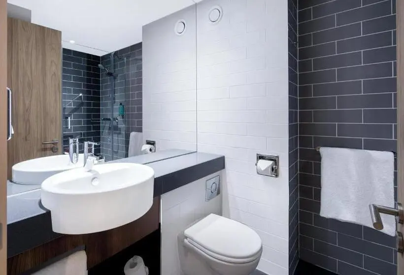 اتاق استاندارد, Holiday Inn Express   Birmingham   City Centre, An Ihg