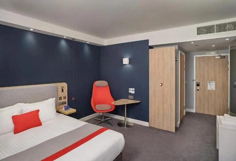 اتاق استاندارد برای معلولان, Holiday Inn Express   Birmingham   City Centre, An Ihg