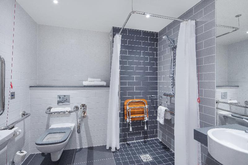 适合残疾人使用的标准间, Holiday Inn Express   Birmingham   City Centre, An Ihg