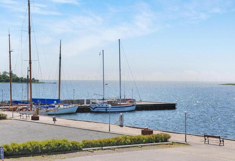 수피리어 룸, Nysted Havn