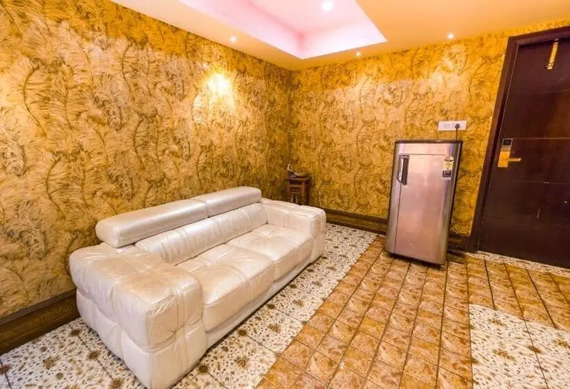 سوئیت پرزیدنت, Parakkat Nature Resort