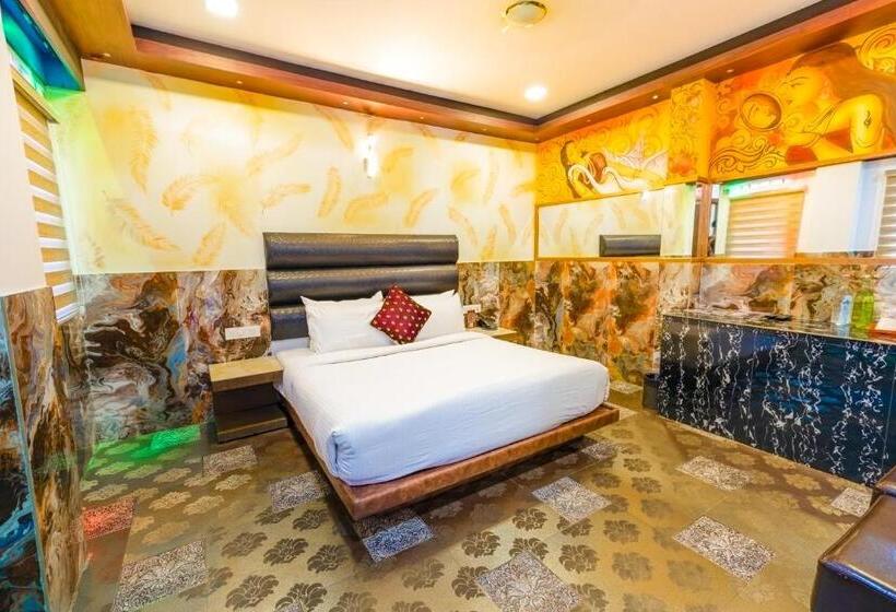 اتاق لوکس, Parakkat Nature Resort