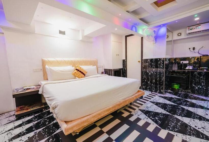 اتاق لوکس, Parakkat Nature Resort