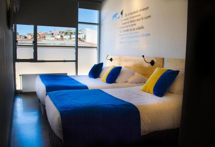 اتاق استاندارد سه نفره, Verso