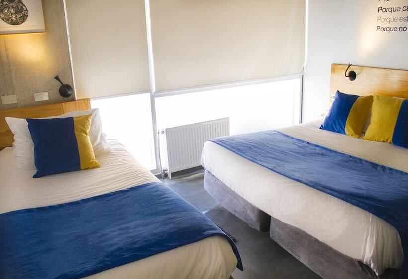 اتاق استاندارد سه نفره, Verso