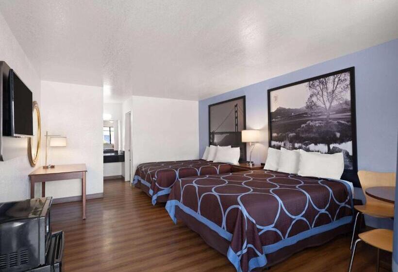 غرفة قياسية, Super 8 By Wyndham Dunnigan