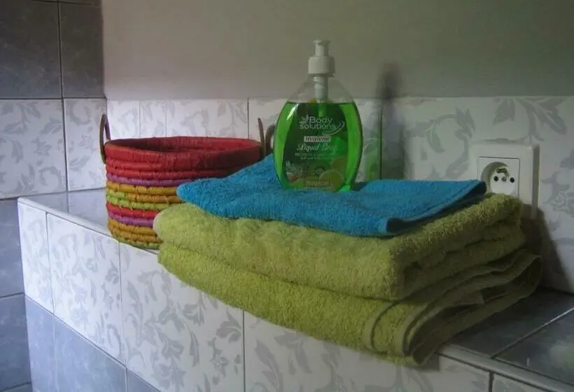 اتاق استاندارد, Meva Guesthouse