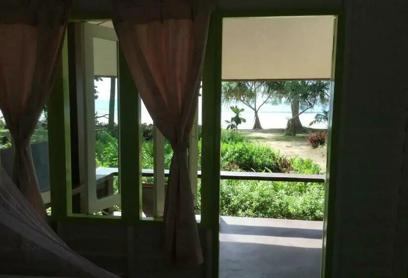 オーシャンビューデラックスルーム, Phayam Coconut Beach Resort