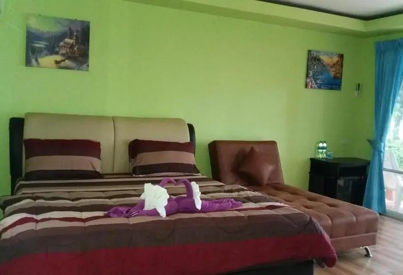 デラックスバンガロー, Phayam Coconut Beach Resort