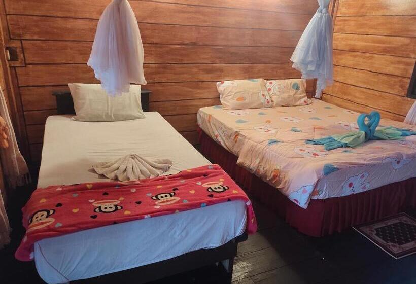 Triple Room Sea View, Phayam Coconut Beach Resort