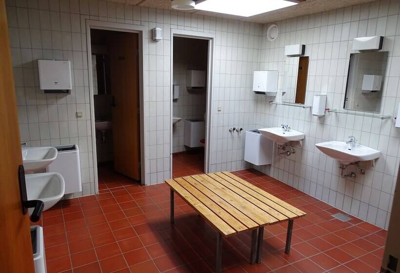 Номер Economy с общей ванной комнатой, Sæby Spektrum & Hostel