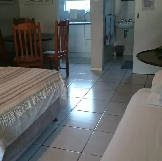 ファミリールーム, Riversway Guest House