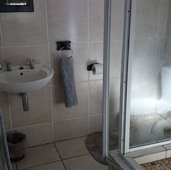 Семейный Номер, Riversway Guest House