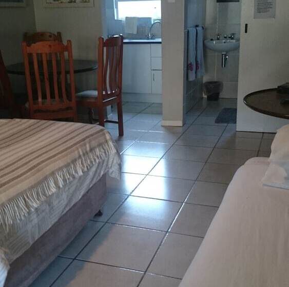 패밀리 룸, Riversway Guest House