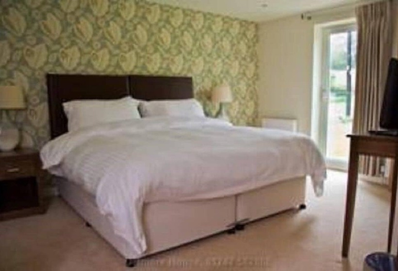 Quarto Estandar, Detmore House