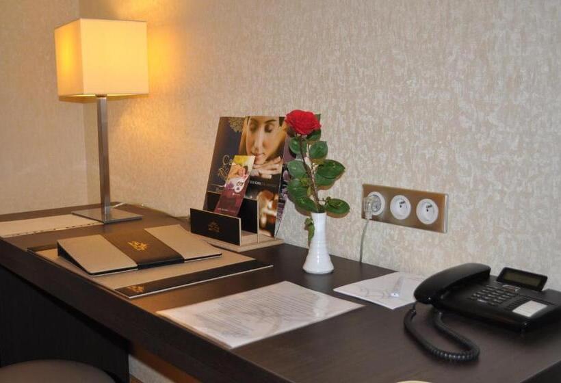 اتاق استاندارد, Hôtel New Day