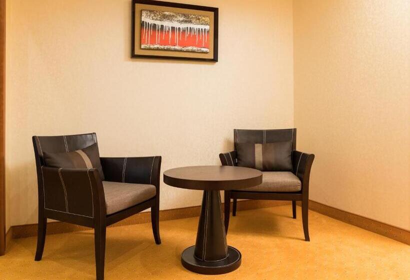 سوییت جونیور لوکس, Hôtel New Day