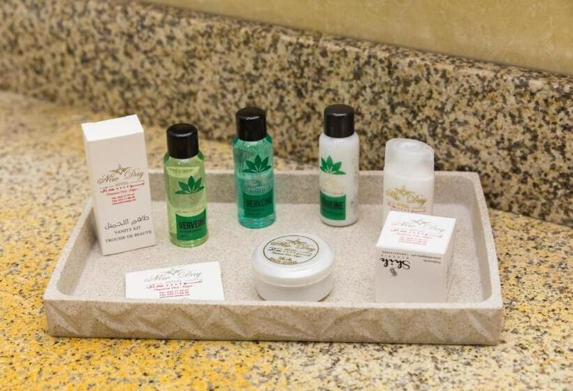 سوئیت پرزیدنت, Hôtel New Day