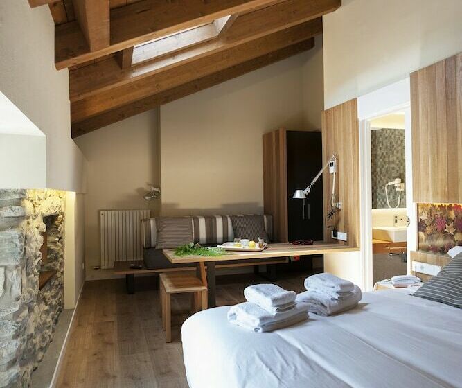 Номер Стандарт, Palacio De Yrisarri By Irrisarri Land