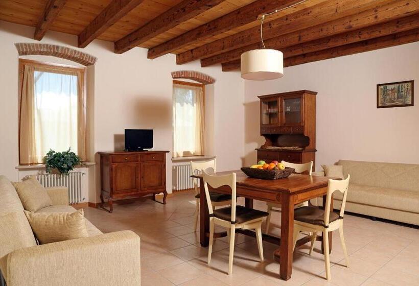 带1个卧室的舒适公寓, Residence Borgo Mondragon