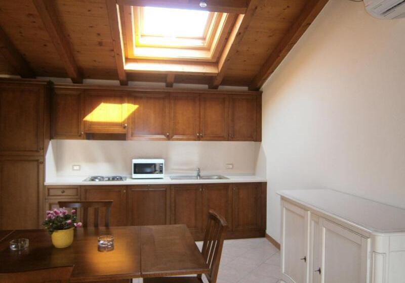 شقة غرفتين, Residence Borgo Mondragon